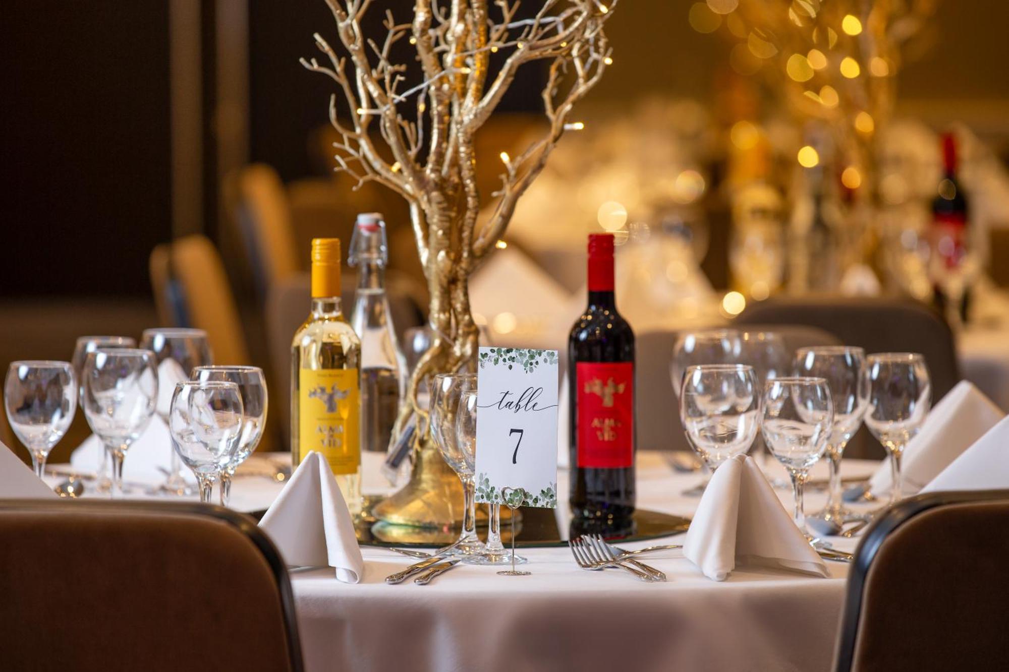 Hotel Doubletree By Hilton London Ealing Exteriér fotografie