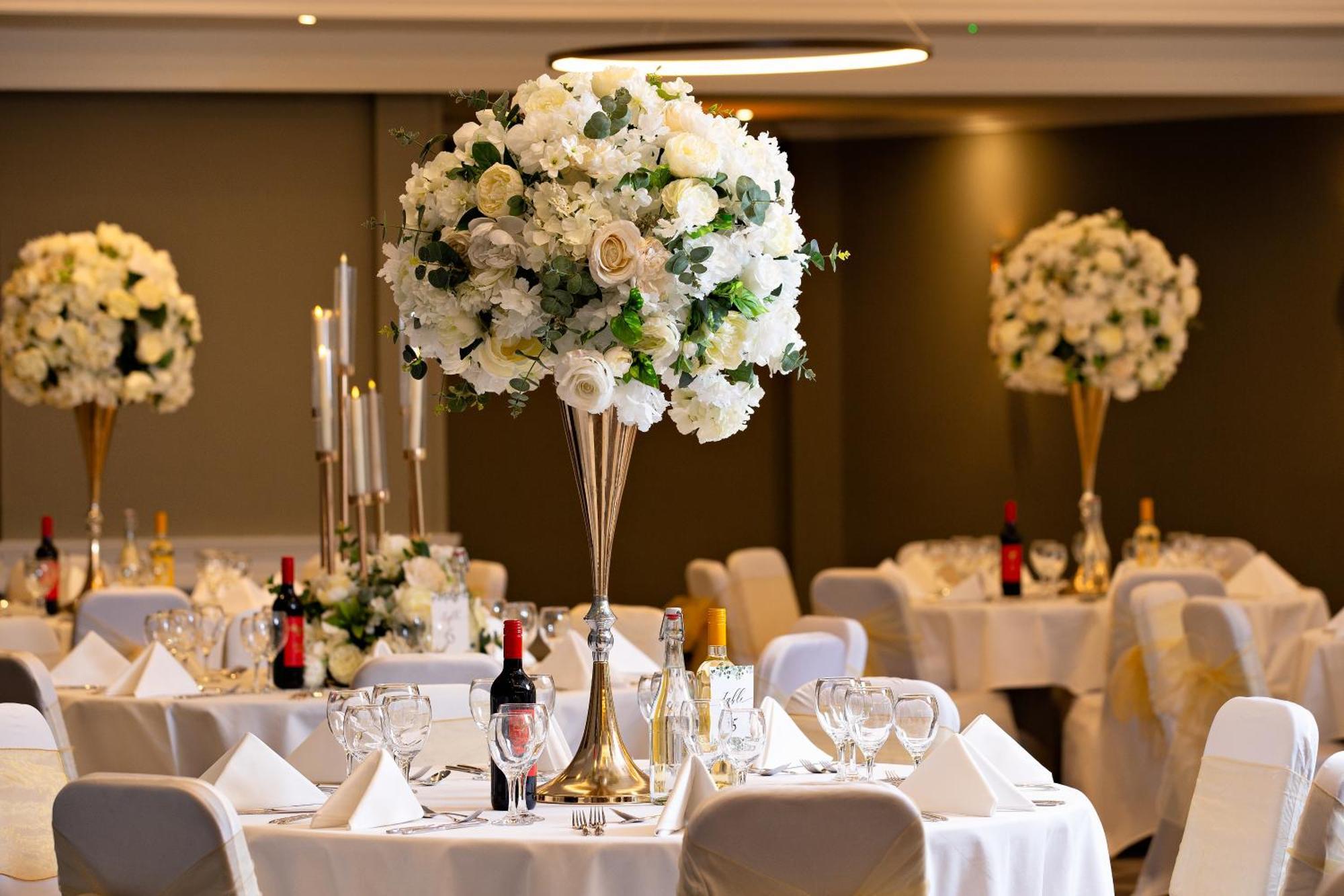 Hotel Doubletree By Hilton London Ealing Exteriér fotografie