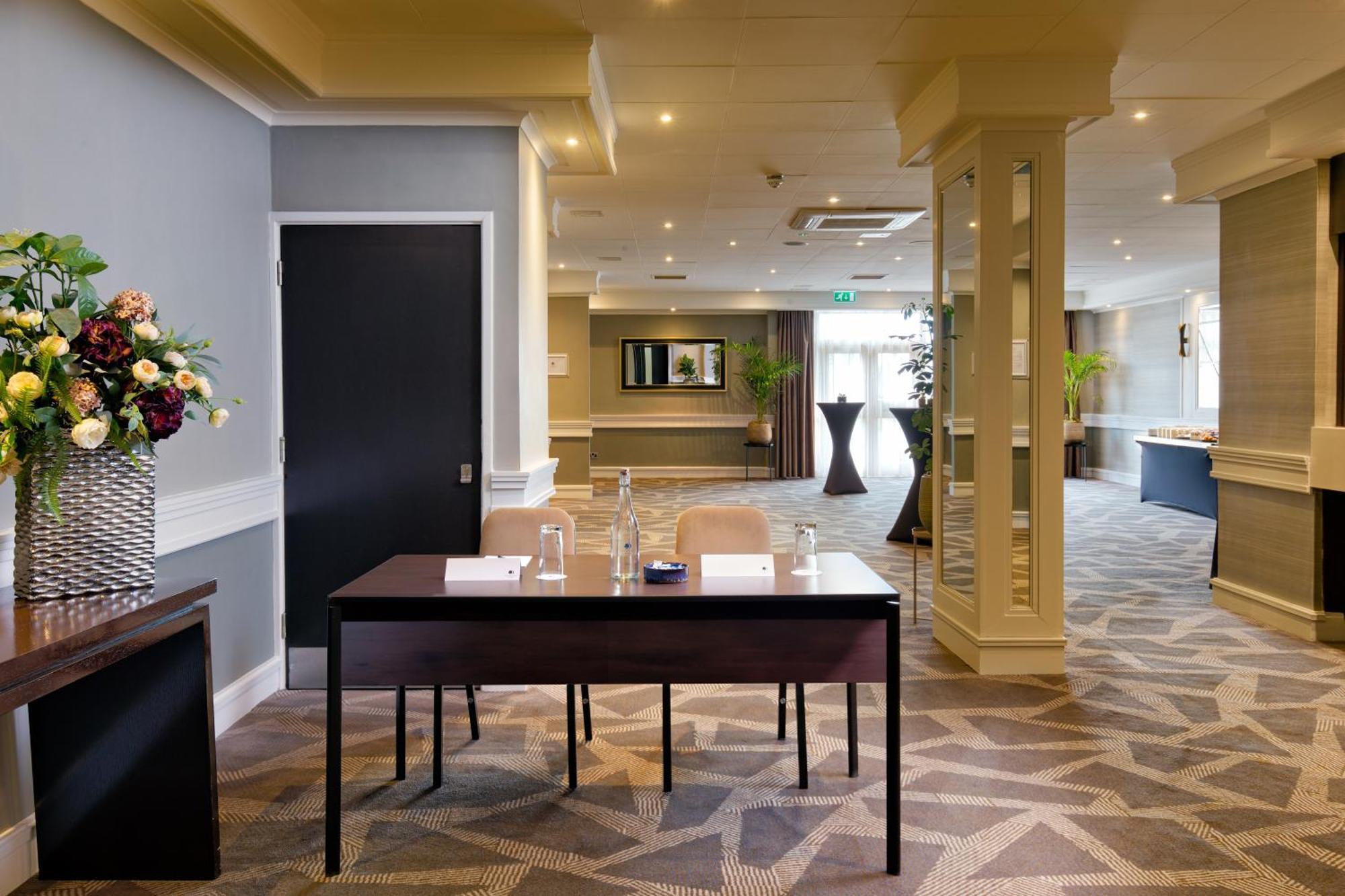 Hotel Doubletree By Hilton London Ealing Exteriér fotografie